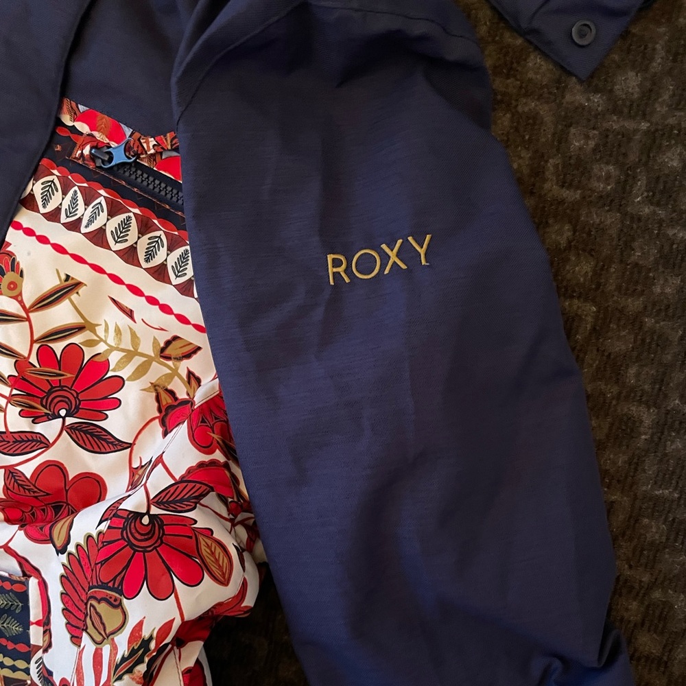 Roxy Snowsuit - Picture 6 of 8